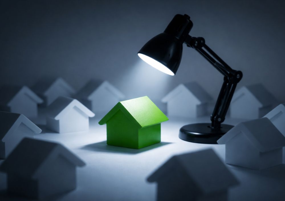 spotlight_house